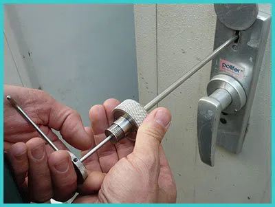 Advanced Locksmith Service Phoenix, AZ 480-612-9206 - 5-lock-opening